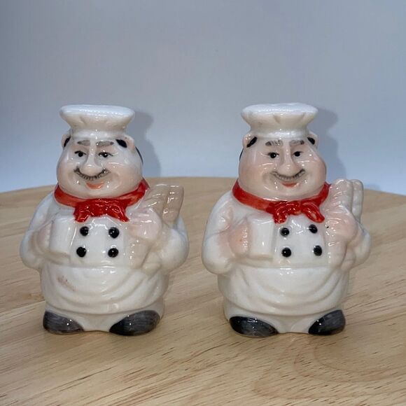 Chef Pierre Italian Salt and Pepper Shakers Ceramic - Picture 1 of 6